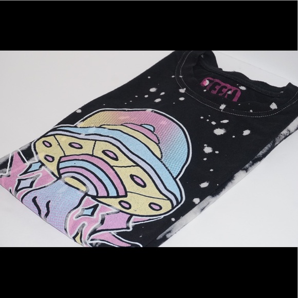 Teen Hearts Stay Weird UFO Black Tie-Dye T Shirt - Picture 4 of 5